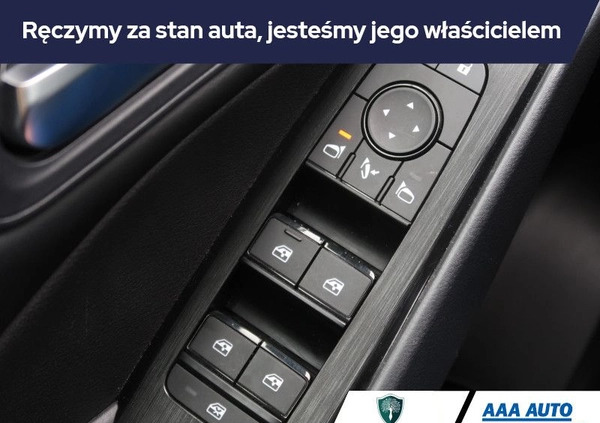 Nissan Qashqai cena 112001 przebieg: 29901, rok produkcji 2022 z Sieradz małe 254